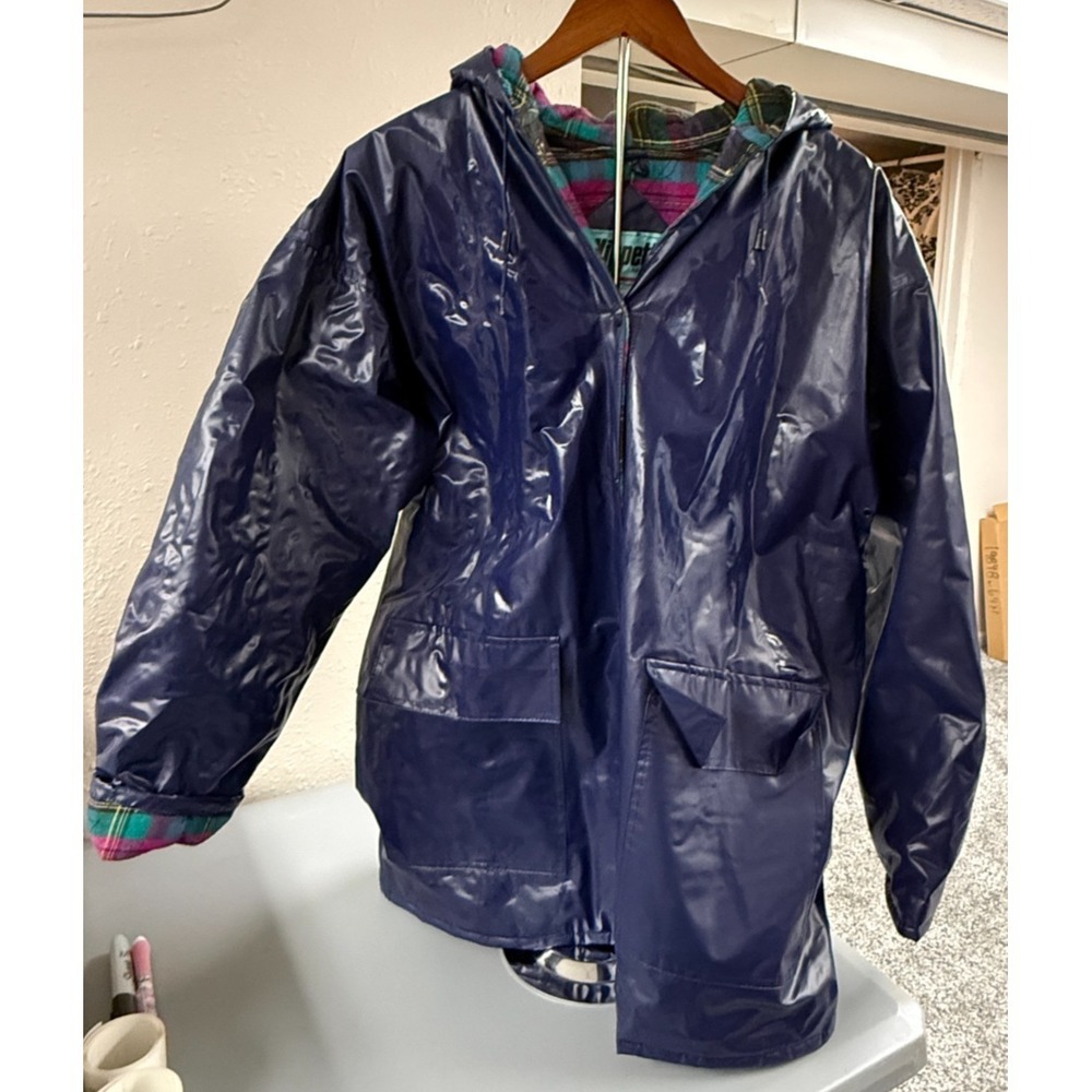 Vintage Wippette Raincoat PreOwned Navy Vinyl with Plaid Lining Size M